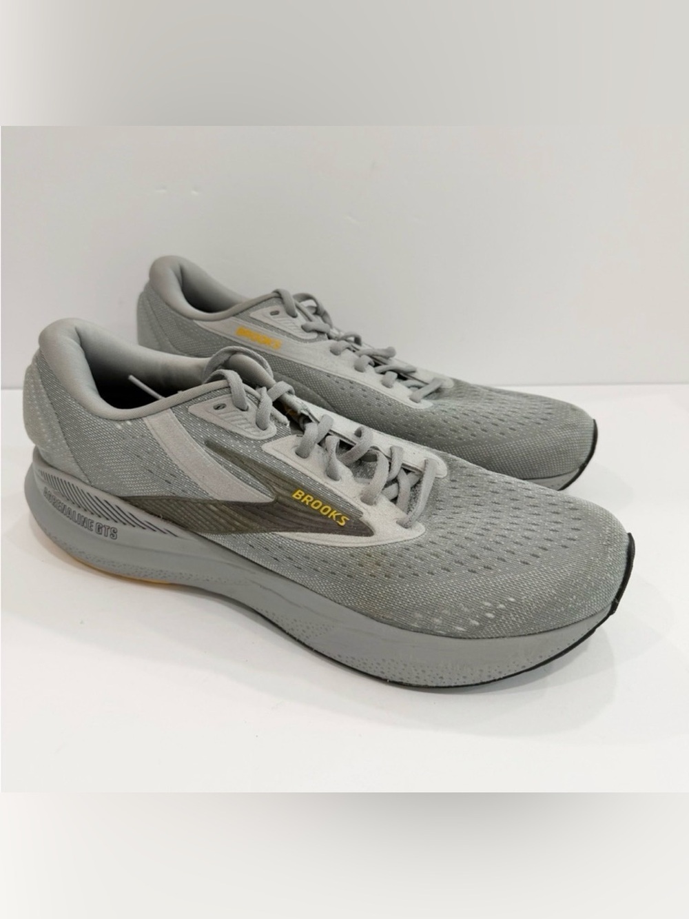 Brooks Adrenaline GTS 24 Men’s Shoes